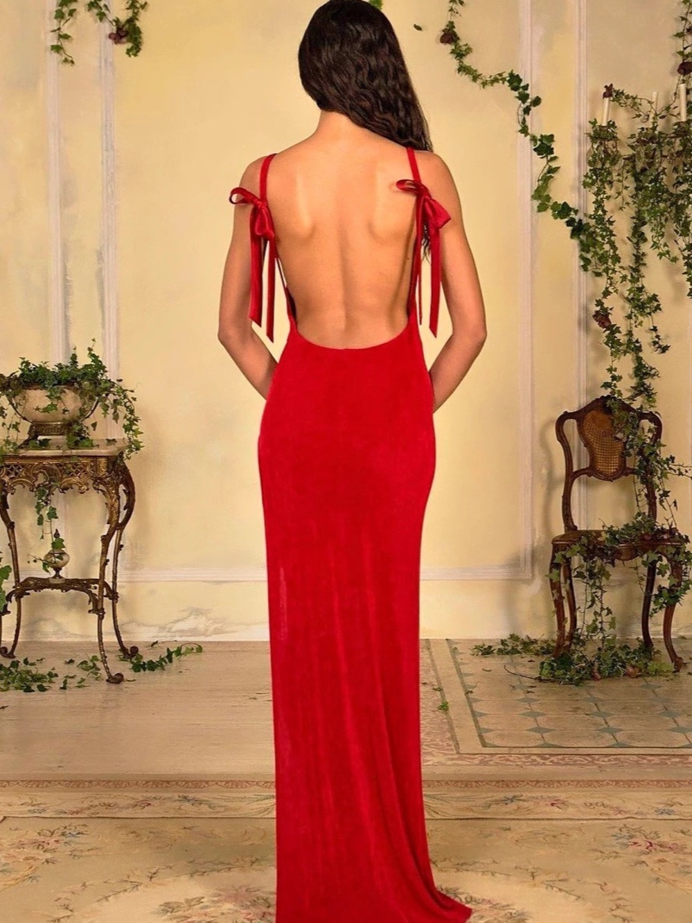 Scarlet Ribbon Supermodel Gown - Picture 5 of 5